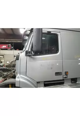 VOLVO VNL 1999-2025 DOOR ASSEMBLY, FRONT