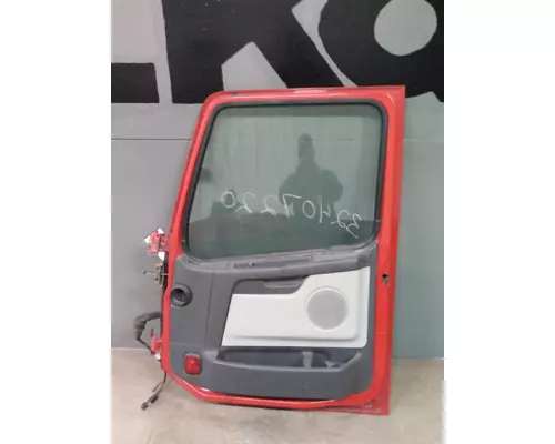 VOLVO VNL 1999-2025 DOOR ASSEMBLY, FRONT