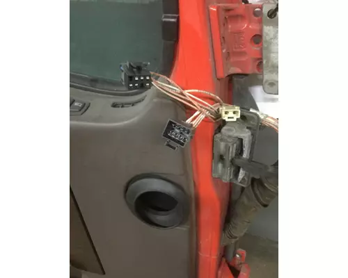VOLVO VNL 1999-2025 DOOR ASSEMBLY, FRONT