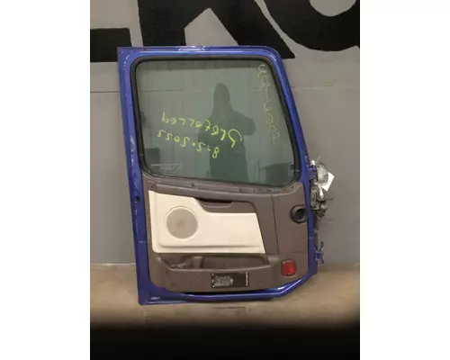 VOLVO VNL 1999-2025 DOOR ASSEMBLY, FRONT