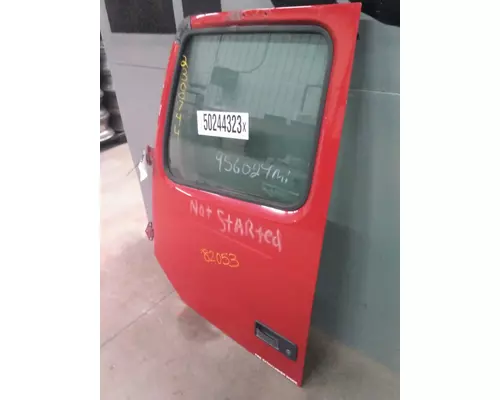 VOLVO VNL 1999-2025 DOOR ASSEMBLY, FRONT