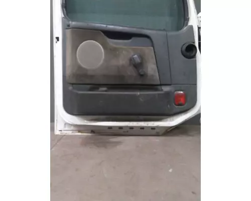 VOLVO VNL 1999-2025 DOOR ASSEMBLY, FRONT