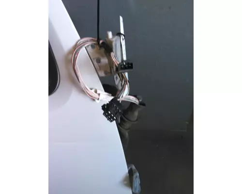 VOLVO VNL 1999-2025 DOOR ASSEMBLY, FRONT