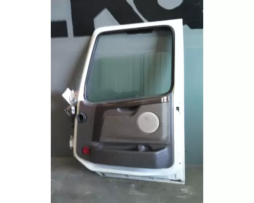 VOLVO VNL 1999-2025 DOOR ASSEMBLY, FRONT