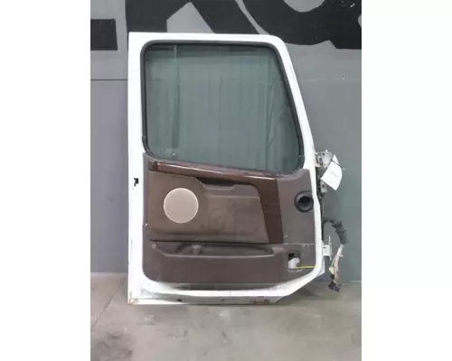 VOLVO VNL 1999-2025 DOOR ASSEMBLY, FRONT