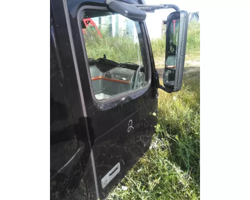 VOLVO VNL 1999-2025 DOOR ASSEMBLY, FRONT
