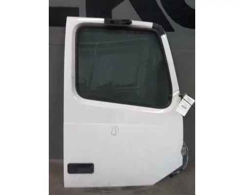VOLVO VNL 1999-2025 DOOR ASSEMBLY, FRONT