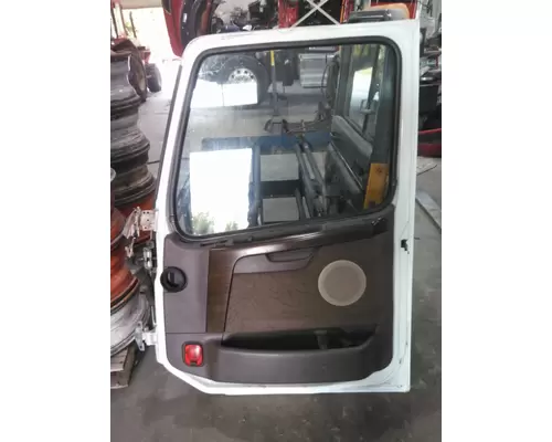 VOLVO VNL 1999-2025 DOOR ASSEMBLY, FRONT