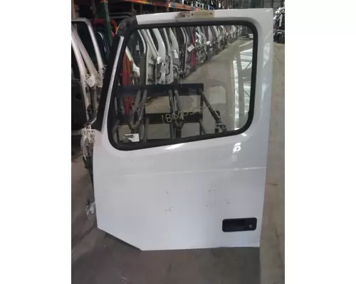 VOLVO VNL 1999-2025 DOOR ASSEMBLY, FRONT
