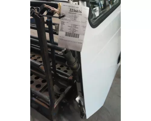 VOLVO VNL 1999-2025 DOOR ASSEMBLY, FRONT