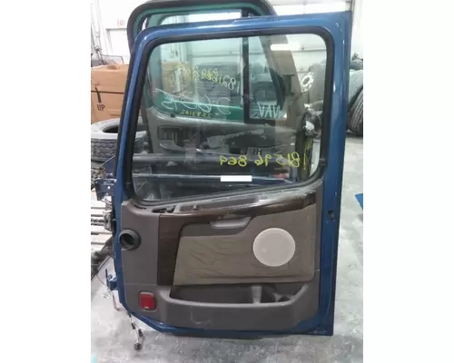 VOLVO VNL 1999-2025 DOOR ASSEMBLY, FRONT