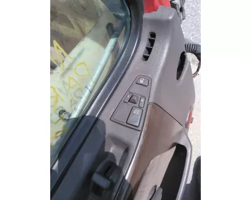 VOLVO VNL 1999-2025 DOOR ASSEMBLY, FRONT