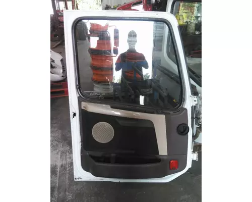 VOLVO VNL 1999-2025 DOOR ASSEMBLY, FRONT