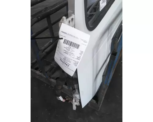 VOLVO VNL 1999-2025 DOOR ASSEMBLY, FRONT