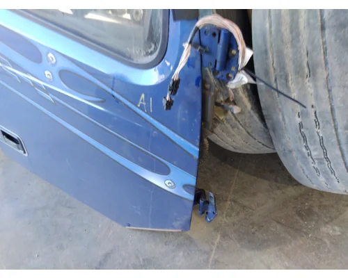 VOLVO VNL 1999-2025 DOOR ASSEMBLY, FRONT