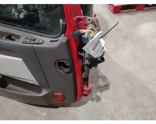 VOLVO VNL 1999-2025 DOOR ASSEMBLY, FRONT