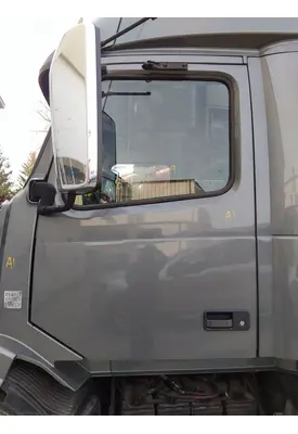 VOLVO VNL 1999-2025 DOOR ASSEMBLY, FRONT