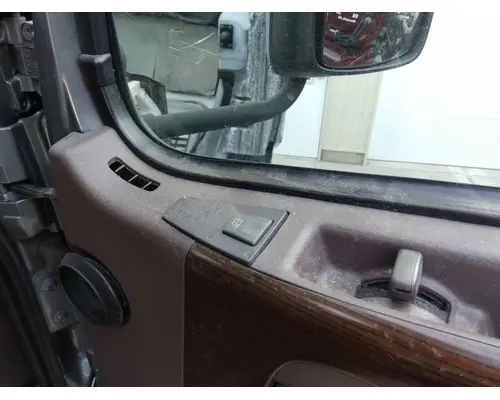 VOLVO VNL 1999-2025 DOOR ASSEMBLY, FRONT