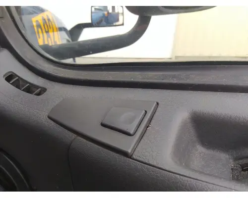 VOLVO VNL 1999-2025 DOOR ASSEMBLY, FRONT