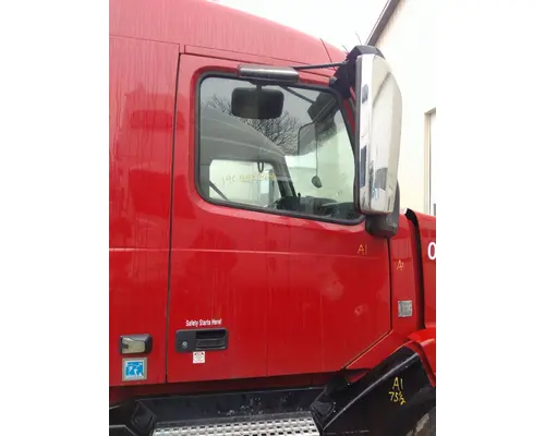 VOLVO VNL 1999-2025 DOOR ASSEMBLY, FRONT