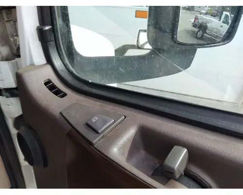 VOLVO VNL 1999-2025 DOOR ASSEMBLY, FRONT