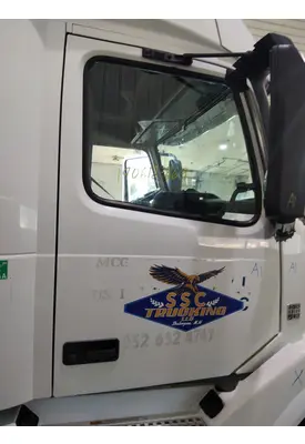 VOLVO VNL 1999-2025 DOOR ASSEMBLY, FRONT