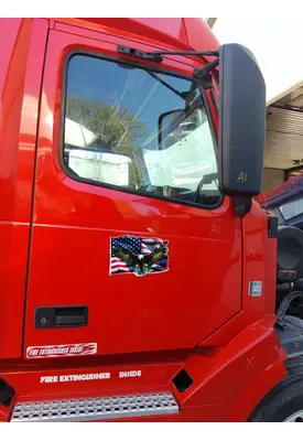 VOLVO VNL 1999-2025 DOOR ASSEMBLY, FRONT