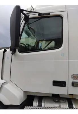 VOLVO VNL 1999-2025 DOOR ASSEMBLY, FRONT