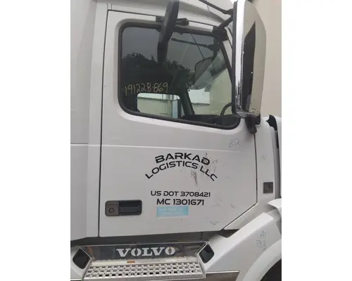 VOLVO VNL 1999-2025 DOOR ASSEMBLY, FRONT