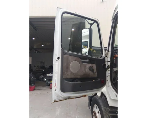VOLVO VNL 1999-2025 DOOR ASSEMBLY, FRONT
