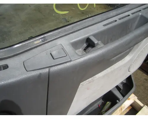 VOLVO VNL 1999-2025 DOOR ASSEMBLY, FRONT