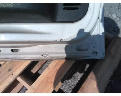VOLVO VNL 1999-2025 DOOR ASSEMBLY, FRONT