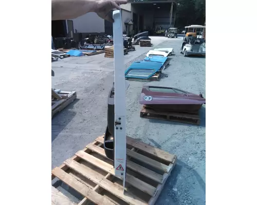 VOLVO VNL 1999-2025 DOOR ASSEMBLY, FRONT