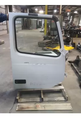 VOLVO VNL 1999-2025 DOOR ASSEMBLY, FRONT