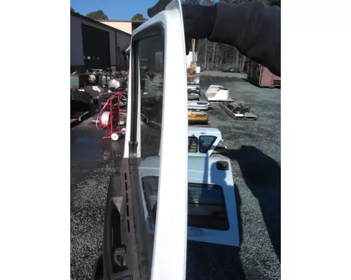 VOLVO VNL 1999-2025 DOOR ASSEMBLY, FRONT