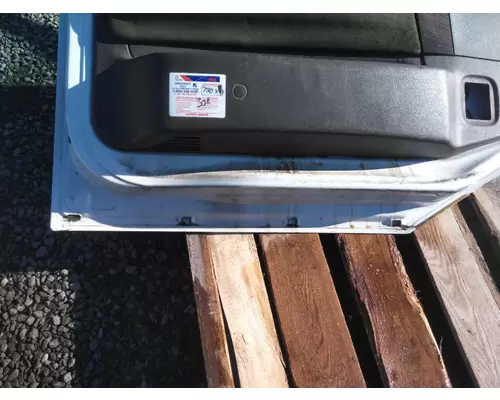VOLVO VNL 1999-2025 DOOR ASSEMBLY, FRONT