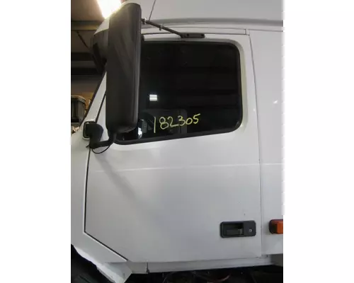 VOLVO VNL 1999-2025 DOOR ASSEMBLY, FRONT