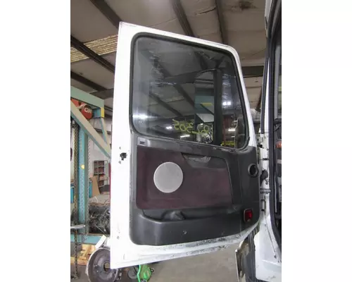 VOLVO VNL 1999-2025 DOOR ASSEMBLY, FRONT
