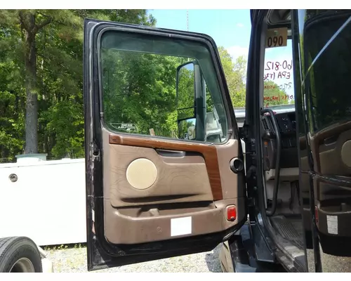 VOLVO VNL 1999-2025 DOOR ASSEMBLY, FRONT