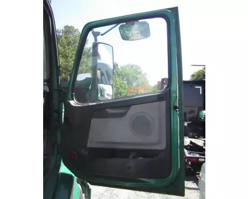 VOLVO VNL 1999-2025 DOOR ASSEMBLY, FRONT