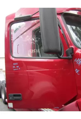 VOLVO VNL 1999-2025 DOOR ASSEMBLY, FRONT