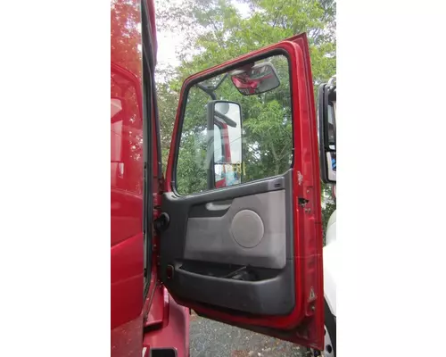 VOLVO VNL 1999-2025 DOOR ASSEMBLY, FRONT