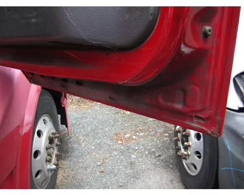 VOLVO VNL 1999-2025 DOOR ASSEMBLY, FRONT