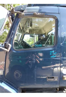 VOLVO VNL 1999-2025 DOOR ASSEMBLY, FRONT