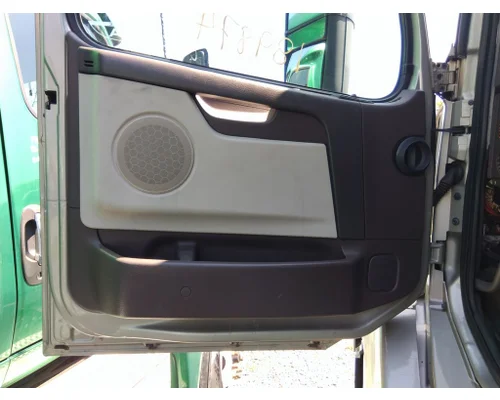 VOLVO VNL 1999-2025 DOOR ASSEMBLY, FRONT