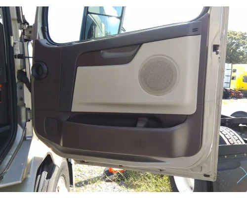 VOLVO VNL 1999-2025 DOOR ASSEMBLY, FRONT