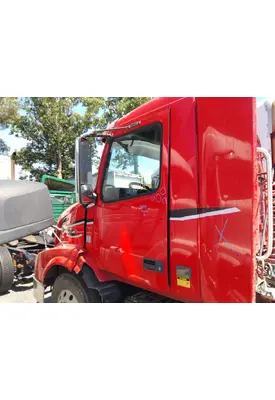 VOLVO VNL 1999-2025 DOOR ASSEMBLY, FRONT