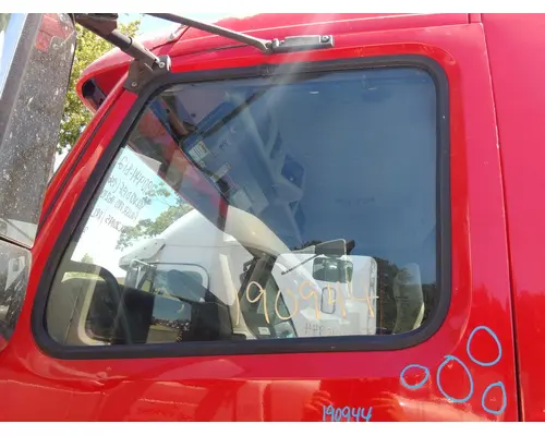 VOLVO VNL 1999-2025 DOOR ASSEMBLY, FRONT