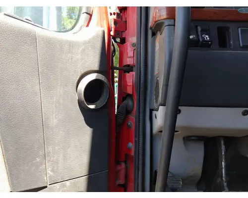 VOLVO VNL 1999-2025 DOOR ASSEMBLY, FRONT