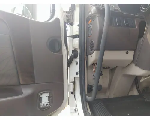 VOLVO VNL 1999-2025 DOOR ASSEMBLY, FRONT
